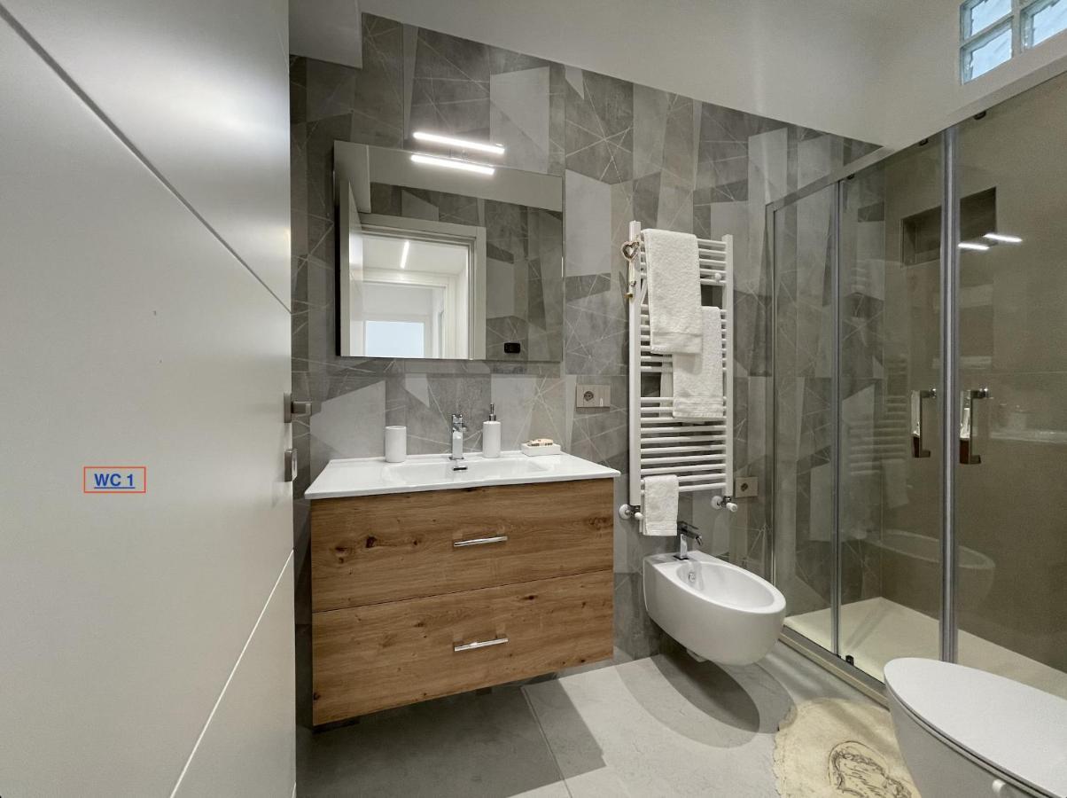 Varese Apartment Εξωτερικό φωτογραφία